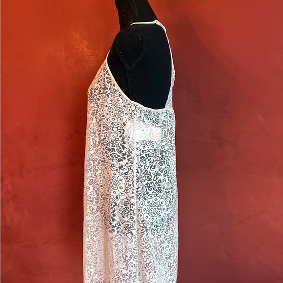 Linea Donatella NWT Women’s All Lace Off White Negligee, Size M - Picture 2 of 8